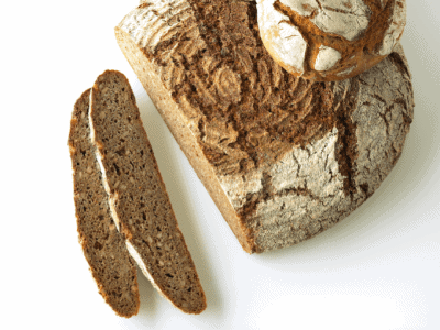 Brot geschnitten